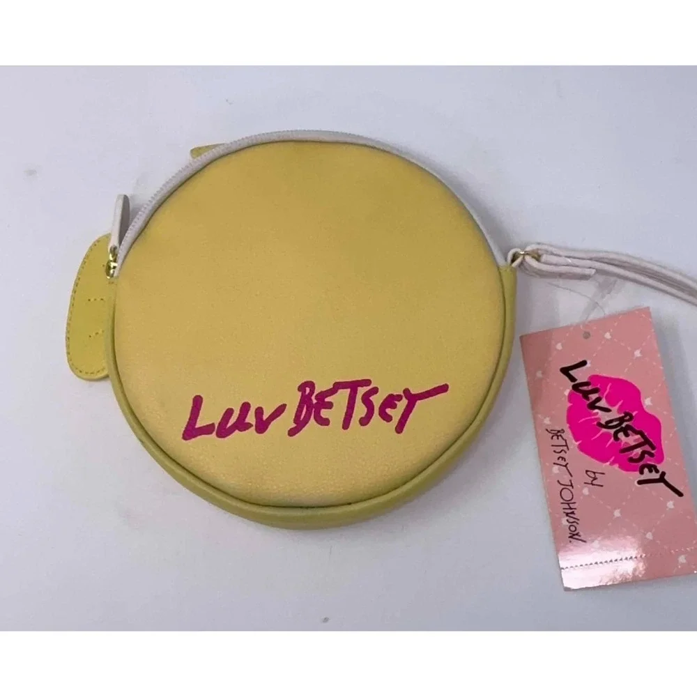 Betsey Johnson new betsey